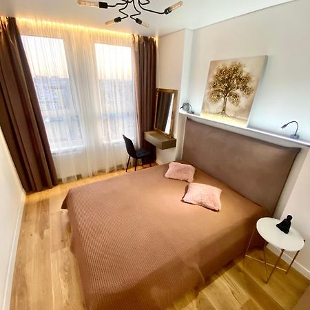 View Apartment Семицвіт Lviv Bagian luar foto