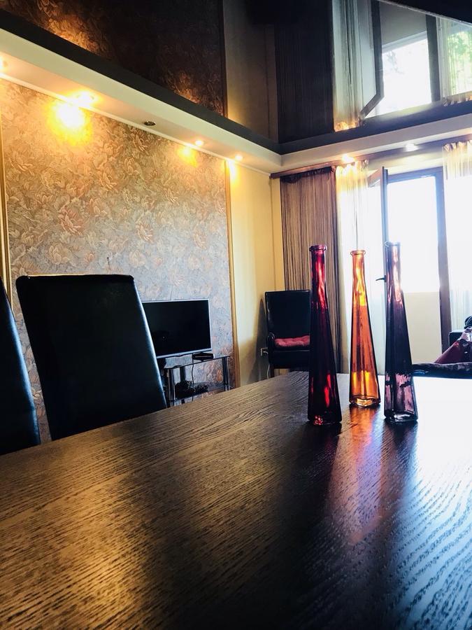 View Apartment Семицвіт Lviv Bagian luar foto